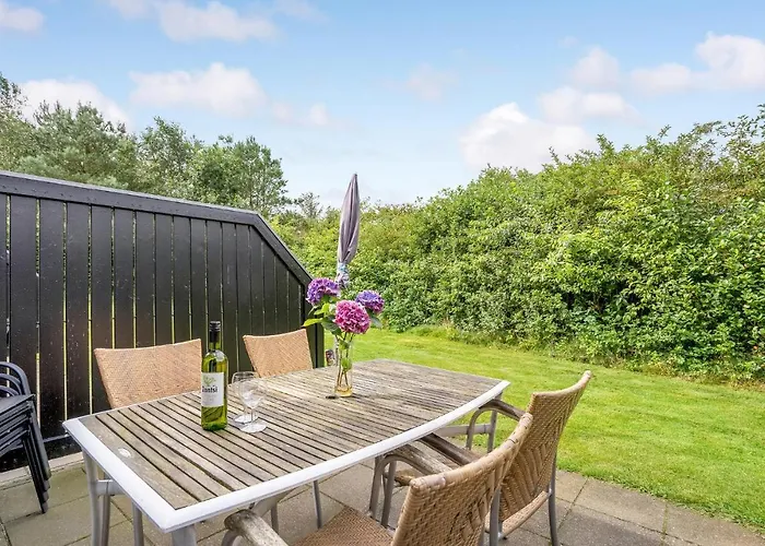 Lovely In With Wifi Holiday home *